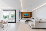 Living room 4